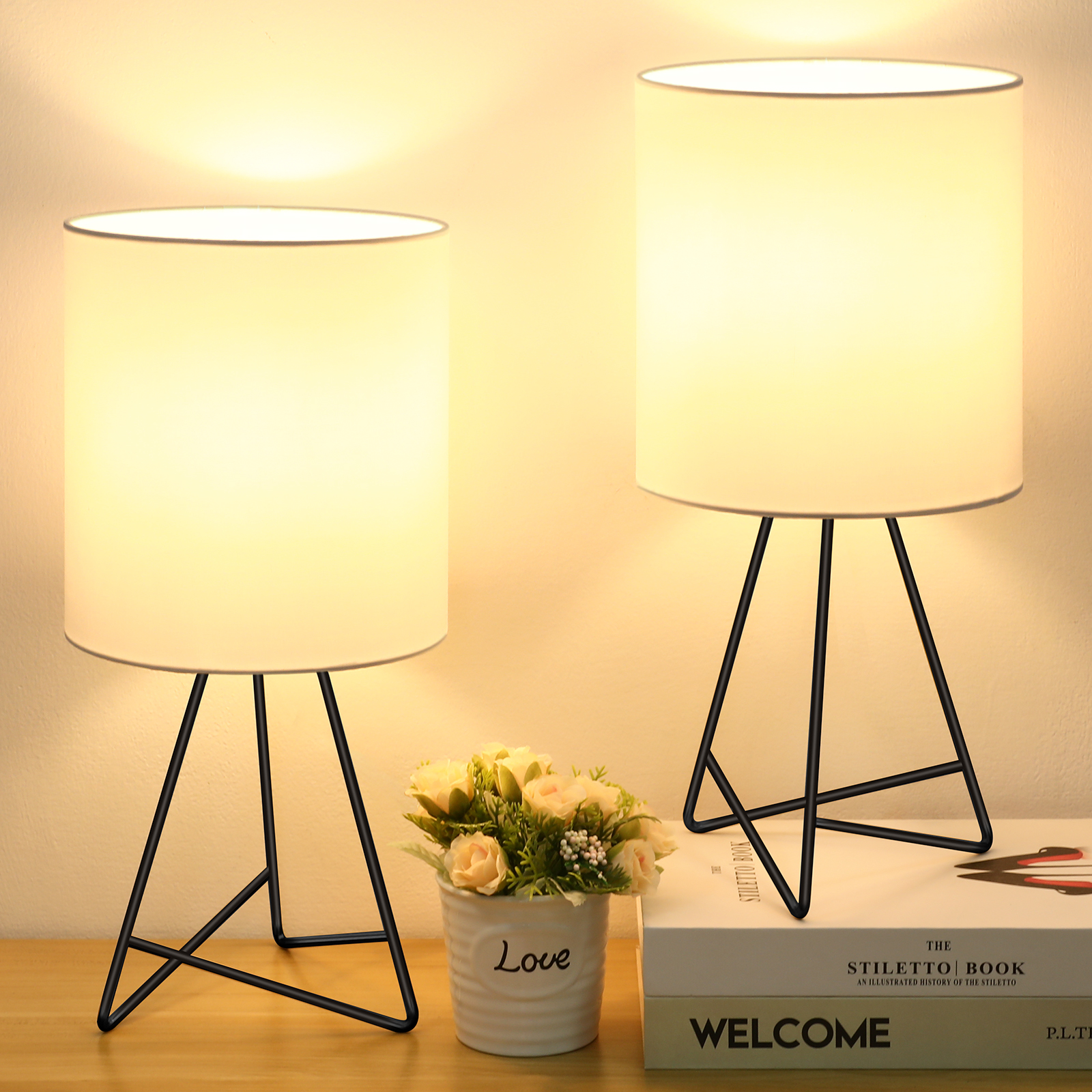 Designer bedside fashion table lamps